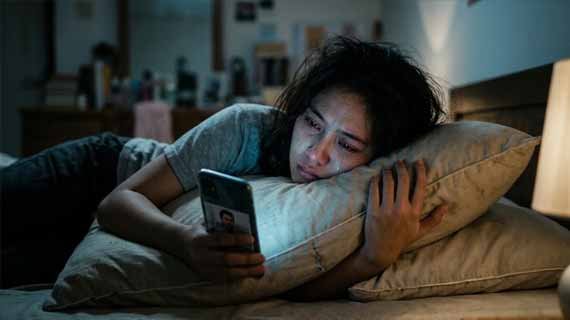 Ciri orang terkena pelet tepuk bantal dan panduan lengkap